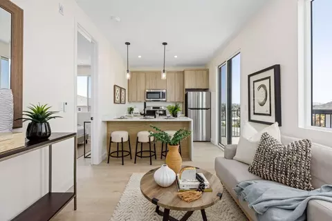 3873 Boren St, San Diego, CA 92115