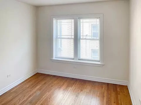 3808 N Sheffield Ave, Chicago, IL 60613