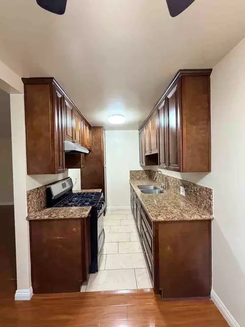 623 Balboa Ave, Glendale, CA 91206 photo 5