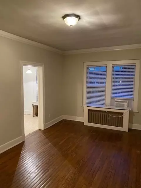 450 N Broad St, Winston Salem, NC 27101