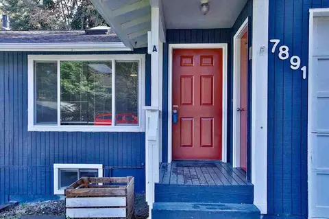 7891 San Juan Ave, Clinton, WA 98236