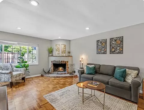 2125 Santa Clara Ave, Alameda, CA 94501