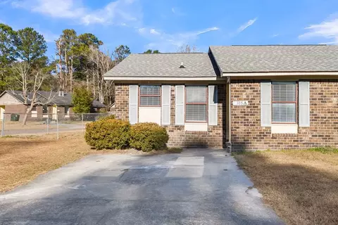 105 Canvasback Dr, Summerville, SC 29483