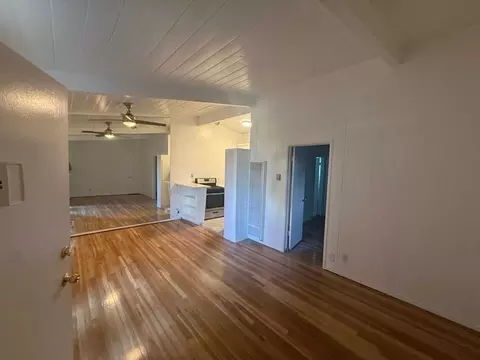 9017 Harratt St, West Hollywood, CA 90069