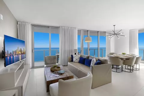 4111 S Ocean Dr, Hollywood, FL 33019