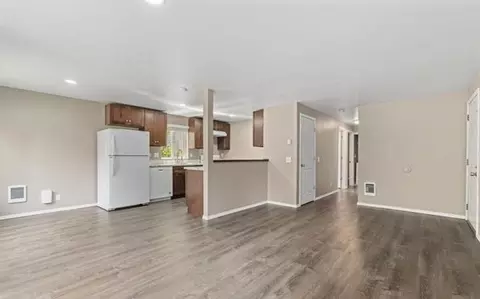 507 Madison St, Everett, WA 98203 photo 3