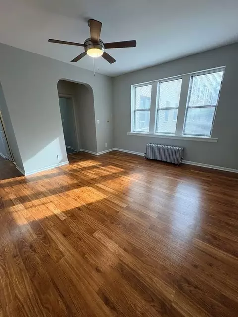 238 N Pine Ave, Chicago, IL 60644