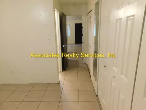 710 NW 16th Ave, Gainesville, FL 32601