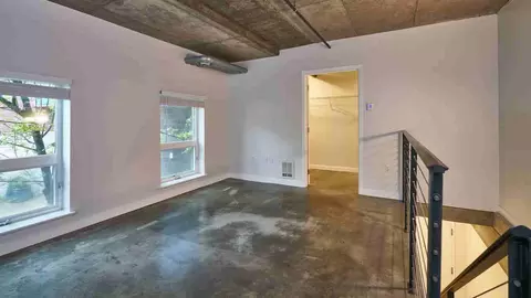301 Minor Ave N, Seattle, WA 98109 photo 13