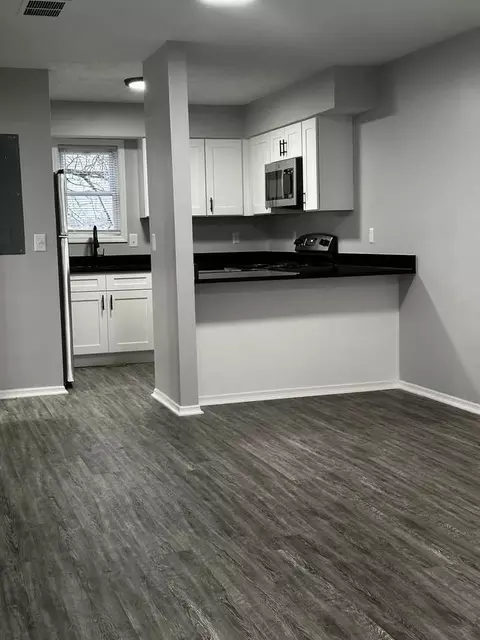1136 W 17th St, Bloomington, IN 47404 photo 11