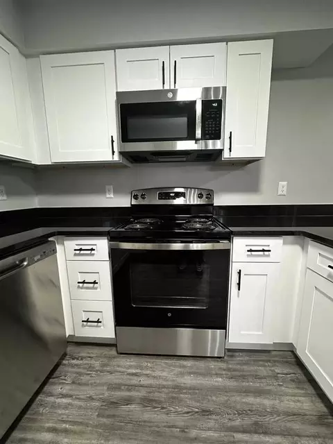1136 W 17th St, Bloomington, IN 47404 photo 8