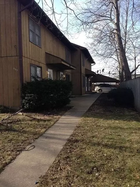 503 A-d, Urbana, IL 61801