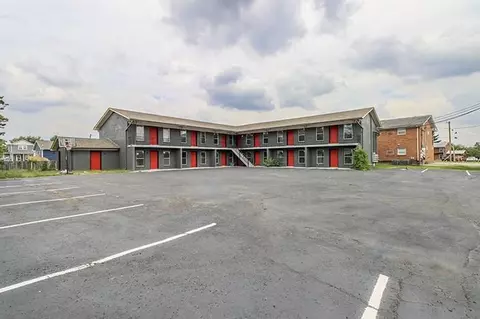 3405 Shagbark Rd, Louisville, KY 40216