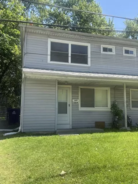 33514 Berville Ct, Westland, MI 48186