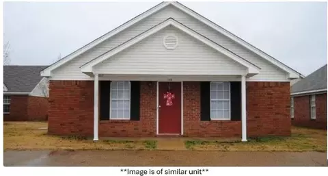 Cypress Cir, Oxford, MS 38655