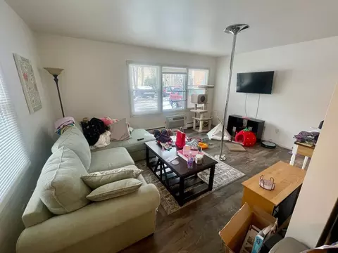 1524 E Providence Ave, Milwaukee, WI 53211
