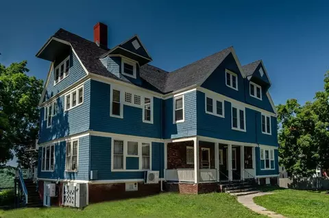 11 Park St, Haverhill, MA 01830