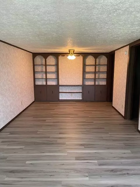 Rolling Meadows Dr, Delaware, OH 43015 photo 8