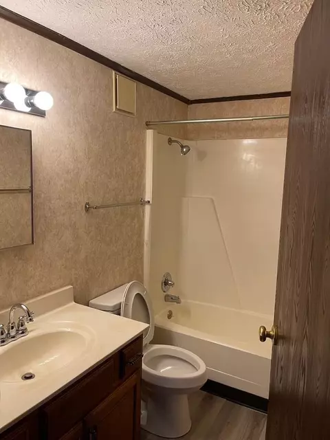 Rolling Meadows Dr, Delaware, OH 43015 photo 14