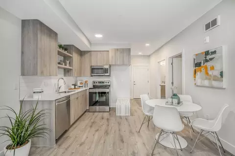 475 NE 74th Ave, Portland, OR 97213