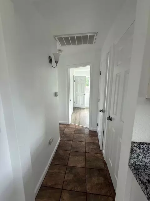 2976 Wright St, Sacramento, CA 95821 photo 4