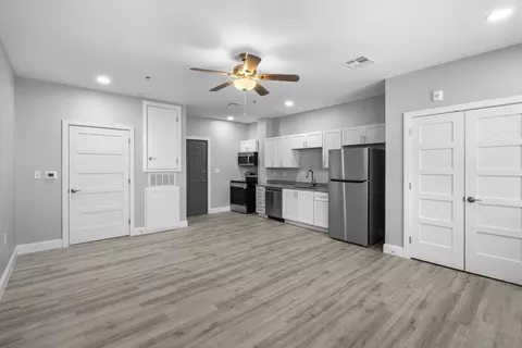 1800 S Staples St, Corpus Christi, TX 78404