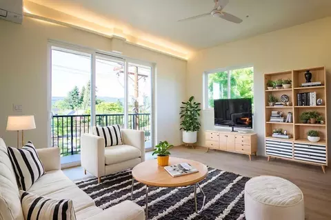 6375 N Lombard St, Portland, OR 97203