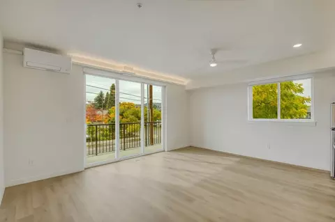 6375 N Lombard St, Portland, OR 97203