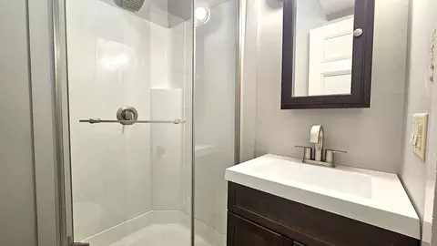 234 Pearl St, Burlington, VT 05401