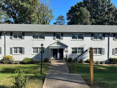 3300 Old Forest Rd, Lynchburg, VA 24501