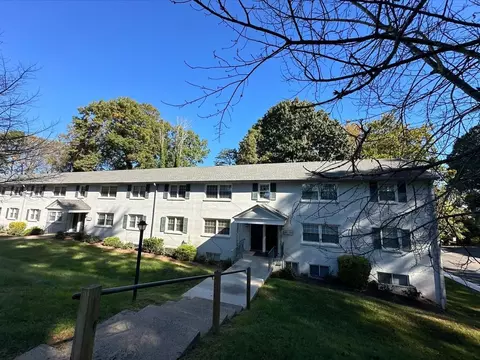 3300 Old Forest Rd, Lynchburg, VA 24501