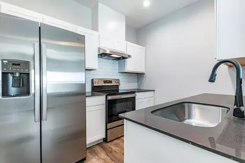 807 N Oneil St, Clayton, NC 27520