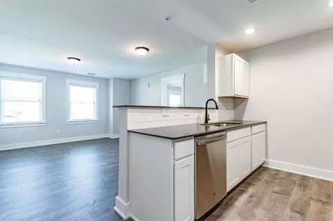 807 N Oneil St, Clayton, NC 27520