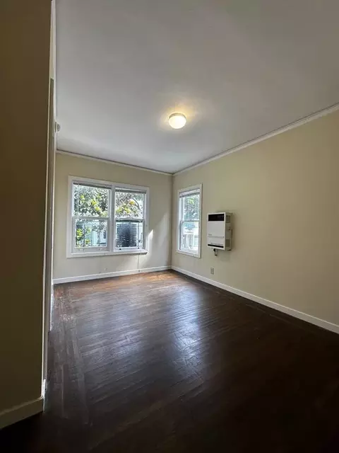 839 Haight St, San Francisco, CA 94117