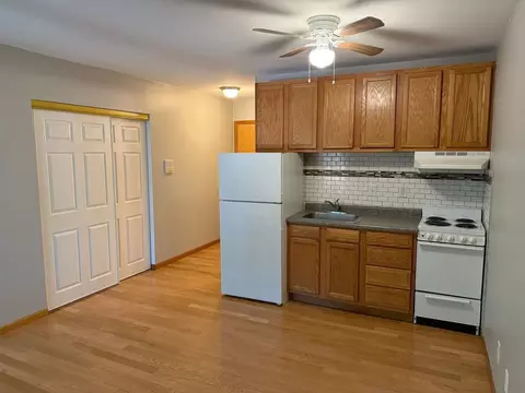 512 W Wilson St, Madison, WI 53703