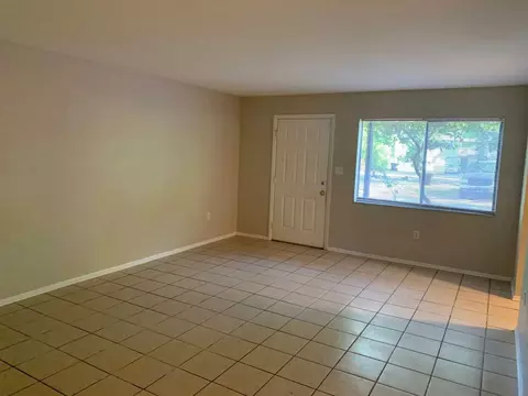 7203 SW 44th Pl, Gainesville, FL 32608