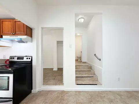 2657 E Monroe St, Carson, CA 90810 photo 3
