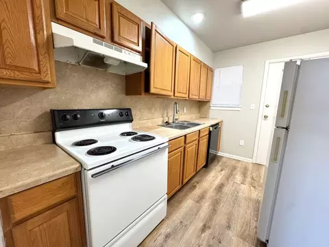 705 W Putman St, Fayetteville, AR 72701