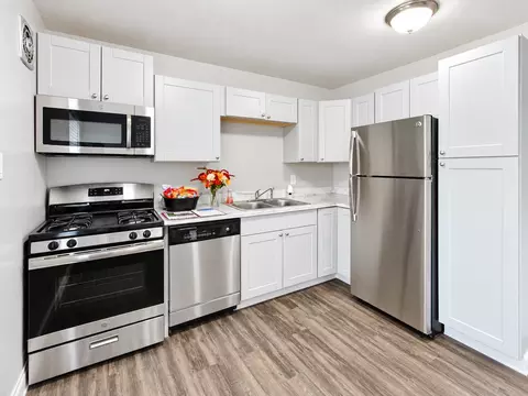 2443 Wyda Way, Sacramento, CA 95825