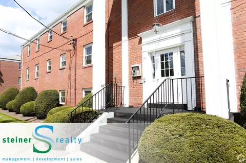 810 Perry Hwy, West View, PA 15229 photo 12