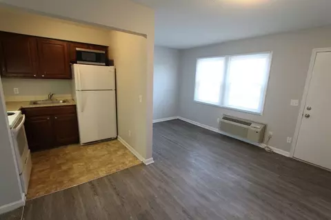802 W 23rd Ave, Bellevue, NE 68005