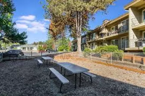 6750 SW Scholls Ferry Rd, Beaverton, OR 97008 photo 19