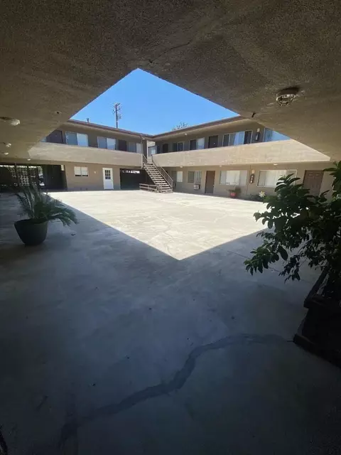 508 S Victoria Ave, Corona, CA 92879