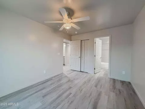 2121 W Adams St, Phoenix, AZ 85009
