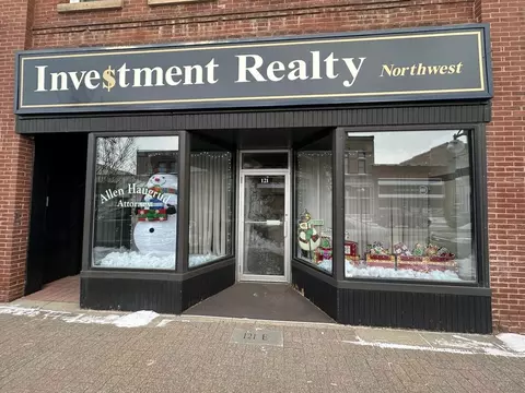 121 W Lincoln Ave, Fergus Falls, MN 56537