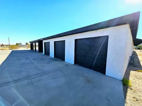 74077 Cactus Dr, Twentynine Palms, CA 92277