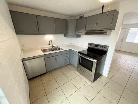 2950 E 5th St, Tucson, AZ 85716