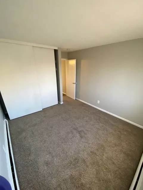 2747 Stevens Ave, Minneapolis, MN 55408