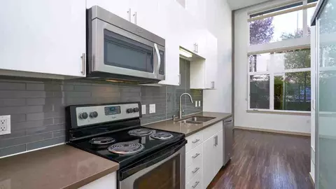 5398 Russell Ave NW, Seattle, WA 98107 photo 4