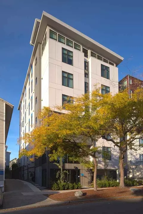 1514 NW 52nd St, Seattle, WA 98107